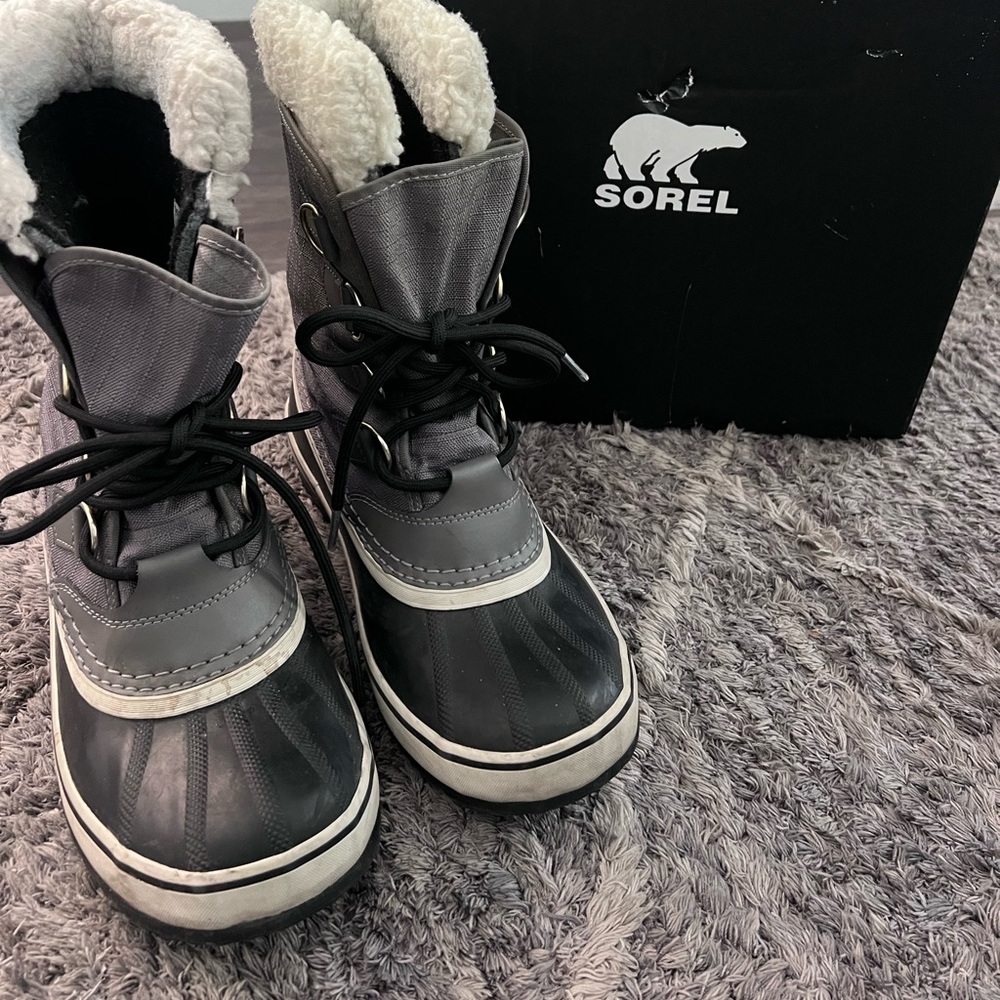 Sorel snow boots
